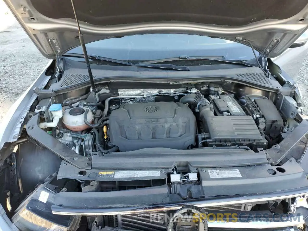 12 fotografías del automóvil dañado 3VV0B7AXXLM102942 VOLKSWAGEN TIGUAN 2020