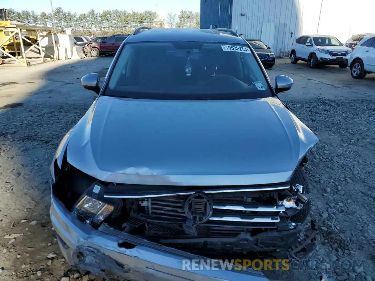 5 fotografías del automóvil dañado 3VV0B7AXXLM102942 VOLKSWAGEN TIGUAN 2020