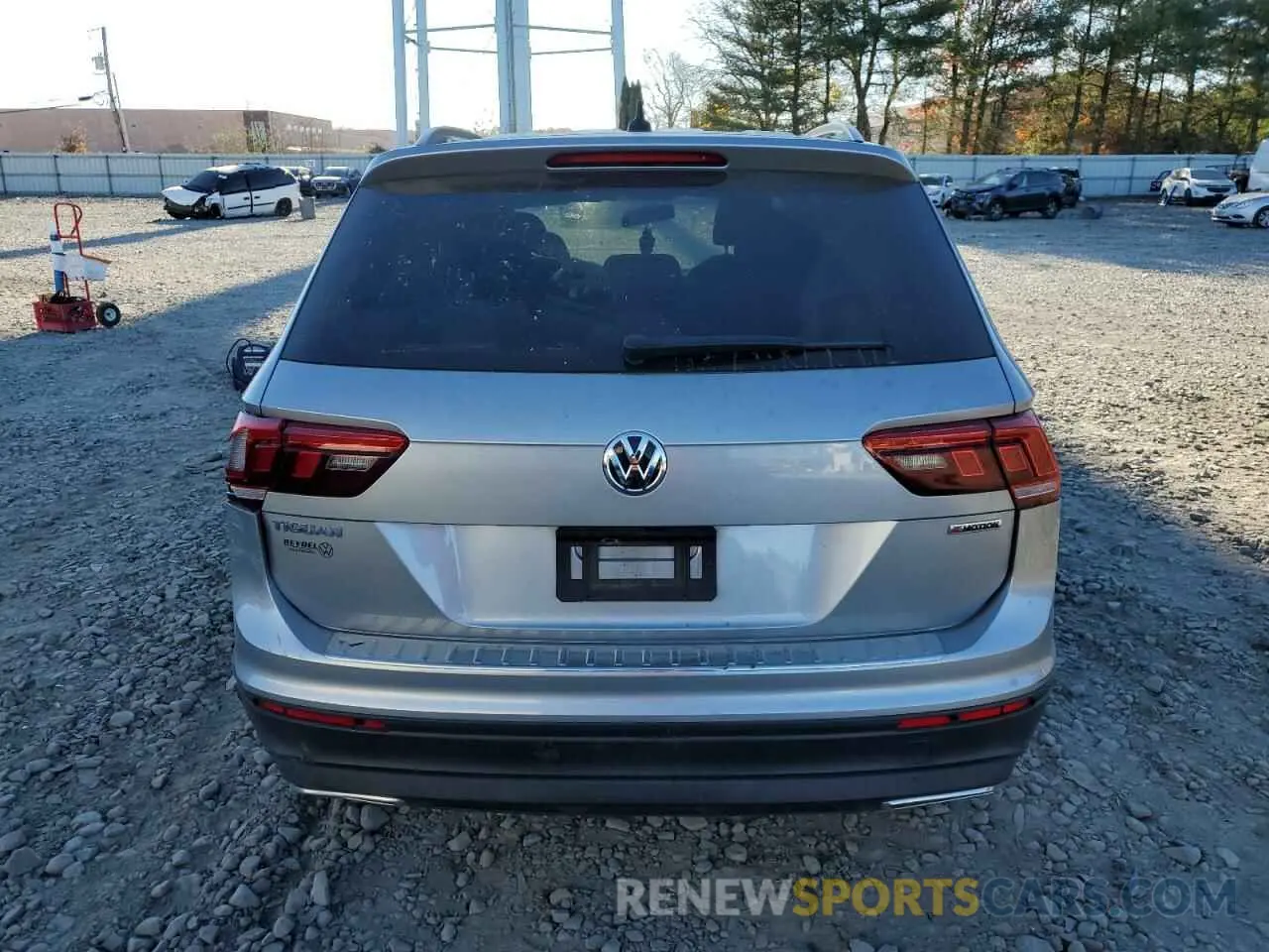 6 fotografías del automóvil dañado 3VV0B7AXXLM102942 VOLKSWAGEN TIGUAN 2020