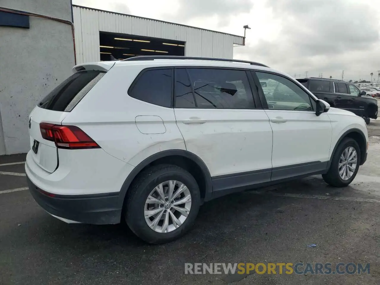 3 fotografías del automóvil dañado 3VV1B7AX2LM014827 VOLKSWAGEN TIGUAN 2020