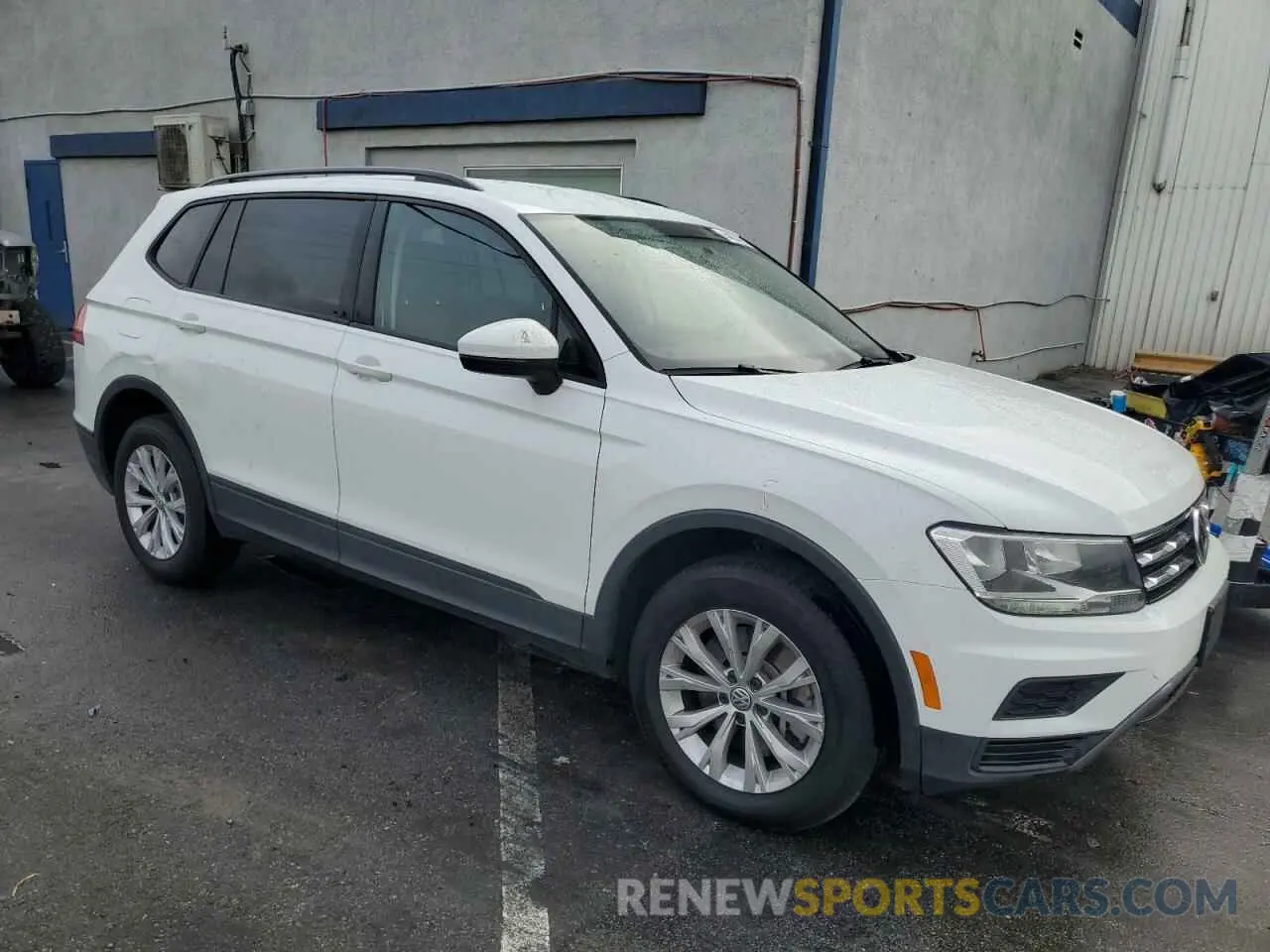 4 fotografías del automóvil dañado 3VV1B7AX2LM014827 VOLKSWAGEN TIGUAN 2020