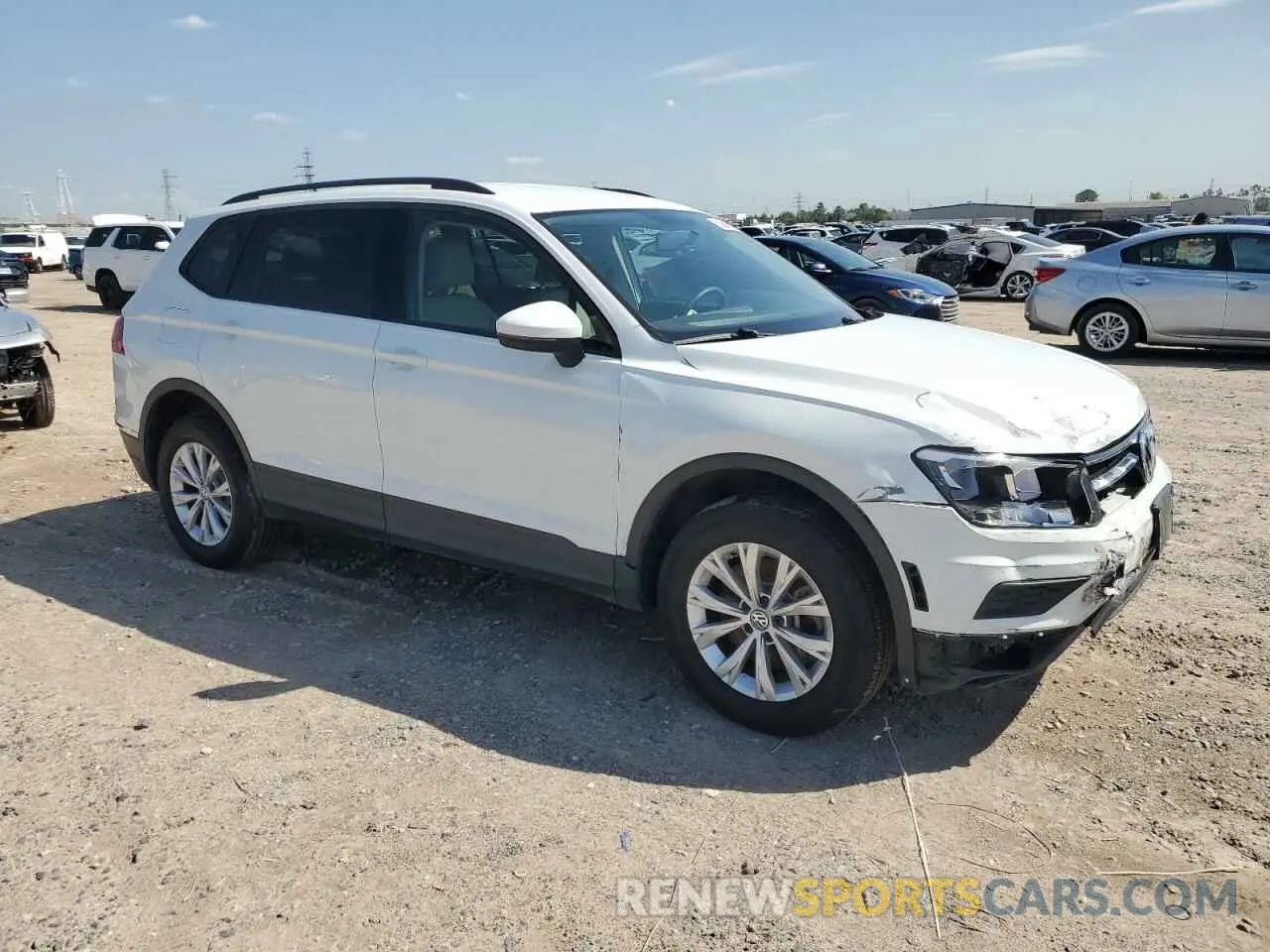 4 fotografías del automóvil dañado 3VV1B7AX3LM037288 VOLKSWAGEN TIGUAN 2020
