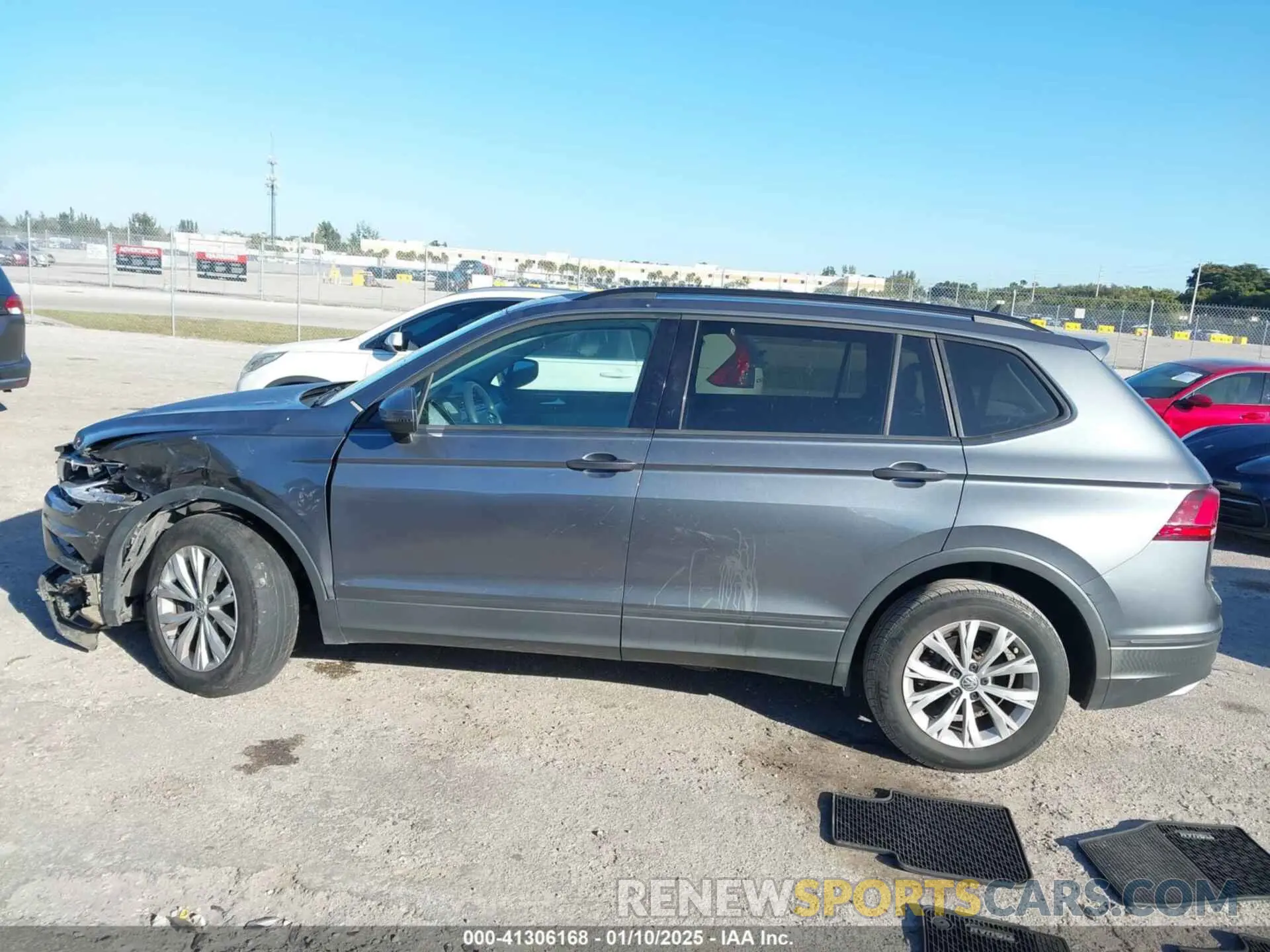 14 fotografías del automóvil dañado 3VV1B7AX3LM109204 VOLKSWAGEN TIGUAN 2020