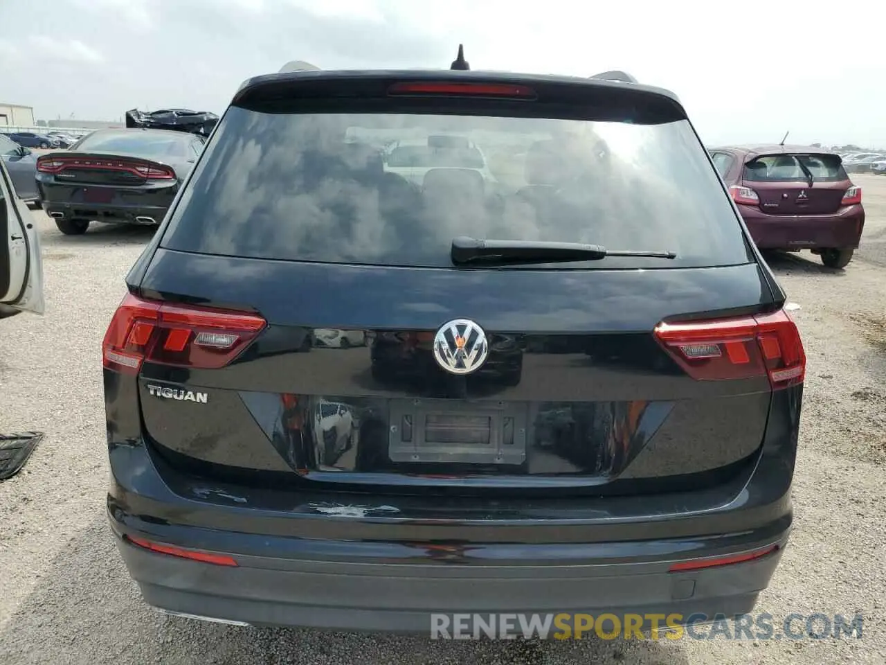 6 fotografías del automóvil dañado 3VV1B7AX4LM041365 VOLKSWAGEN TIGUAN 2020