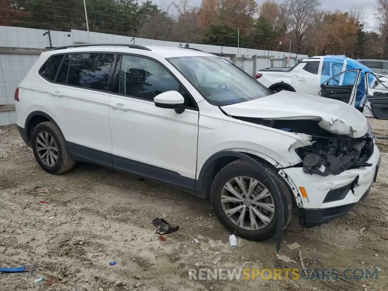 4 fotografías del automóvil dañado 3VV1B7AX5LM151843 VOLKSWAGEN TIGUAN 2020