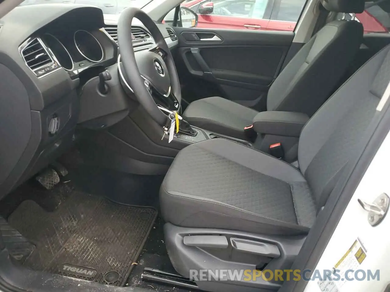 7 fotografías del automóvil dañado 3VV1B7AX5LM151843 VOLKSWAGEN TIGUAN 2020