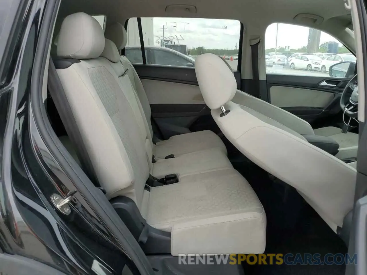 11 fotografías del automóvil dañado 3VV1B7AX5LM180033 VOLKSWAGEN TIGUAN 2020