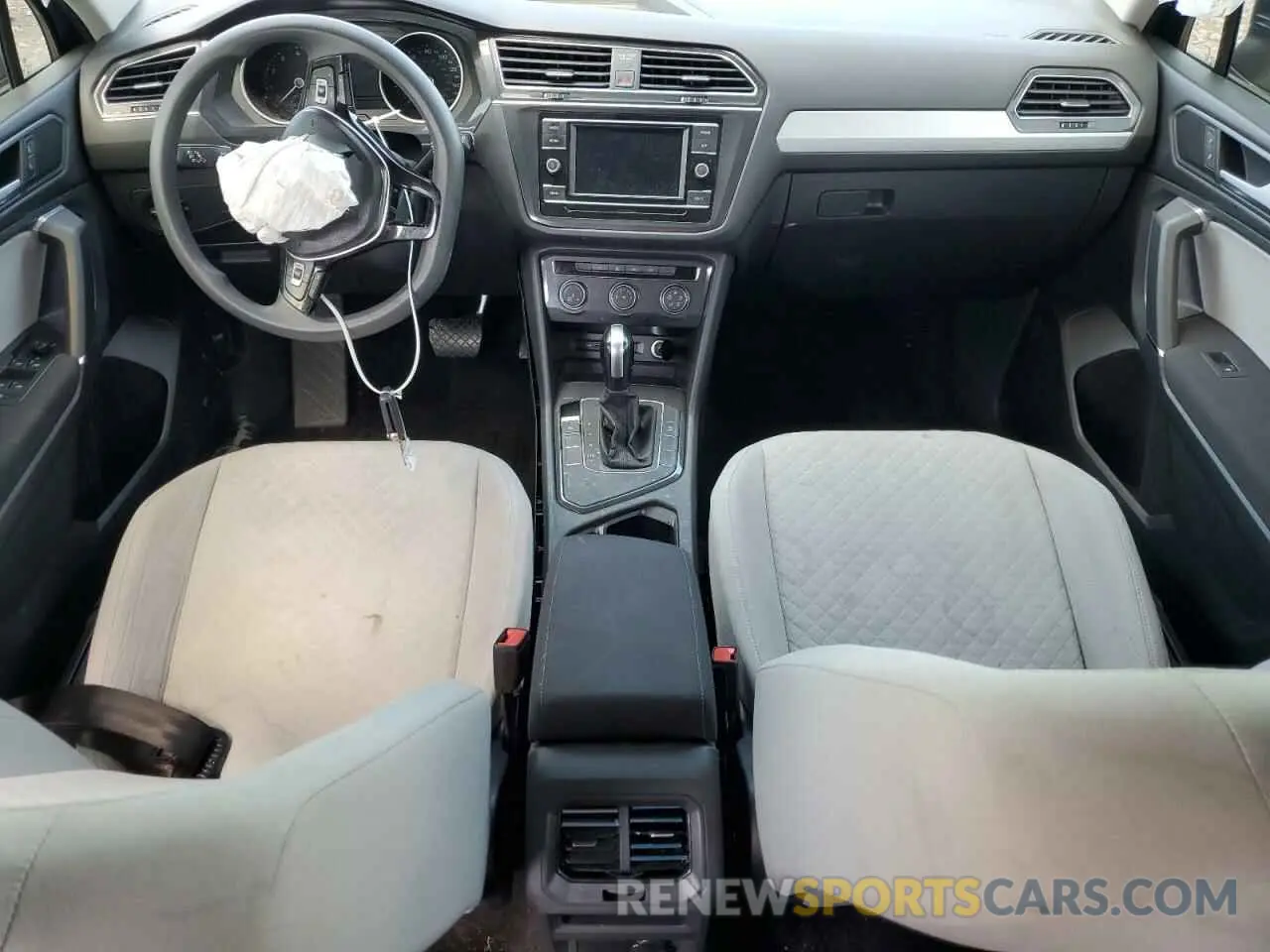 8 fotografías del automóvil dañado 3VV1B7AX6LM137823 VOLKSWAGEN TIGUAN 2020