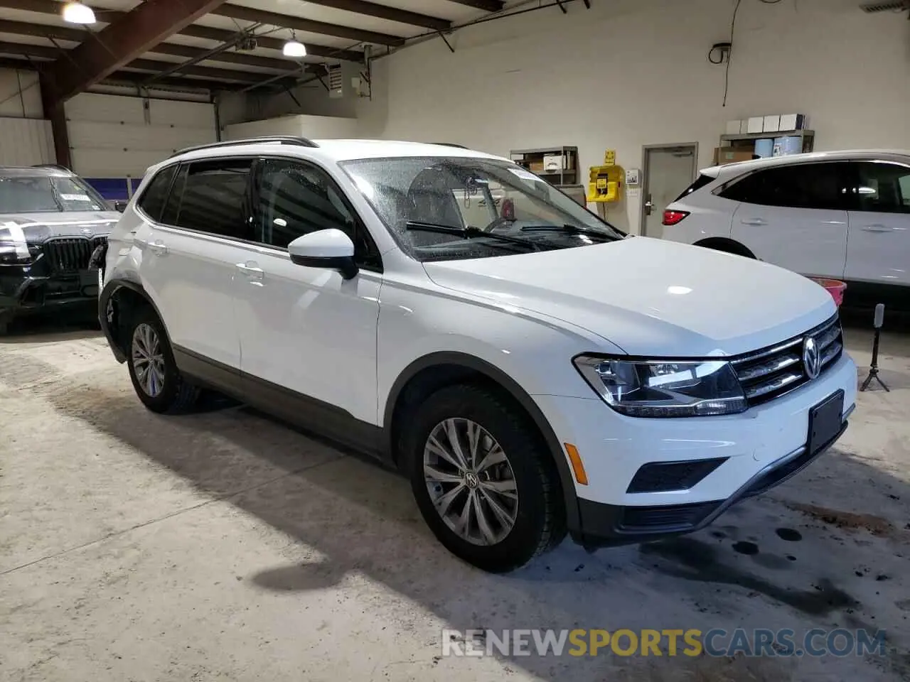 4 fotografías del automóvil dañado 3VV1B7AX6LM179487 VOLKSWAGEN TIGUAN 2020