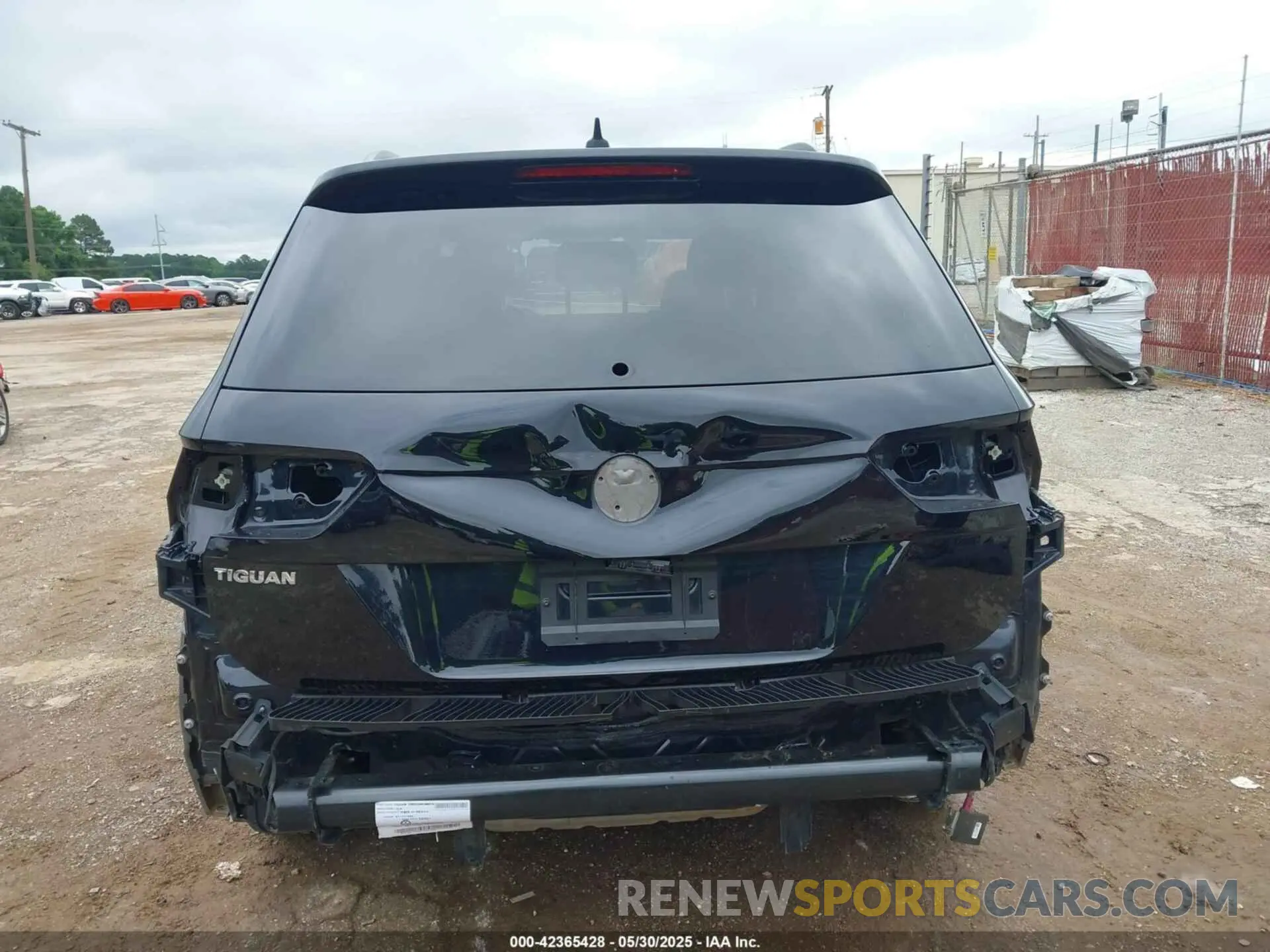6 fotografías del automóvil dañado 3VV1B7AX7LM102966 VOLKSWAGEN TIGUAN 2020