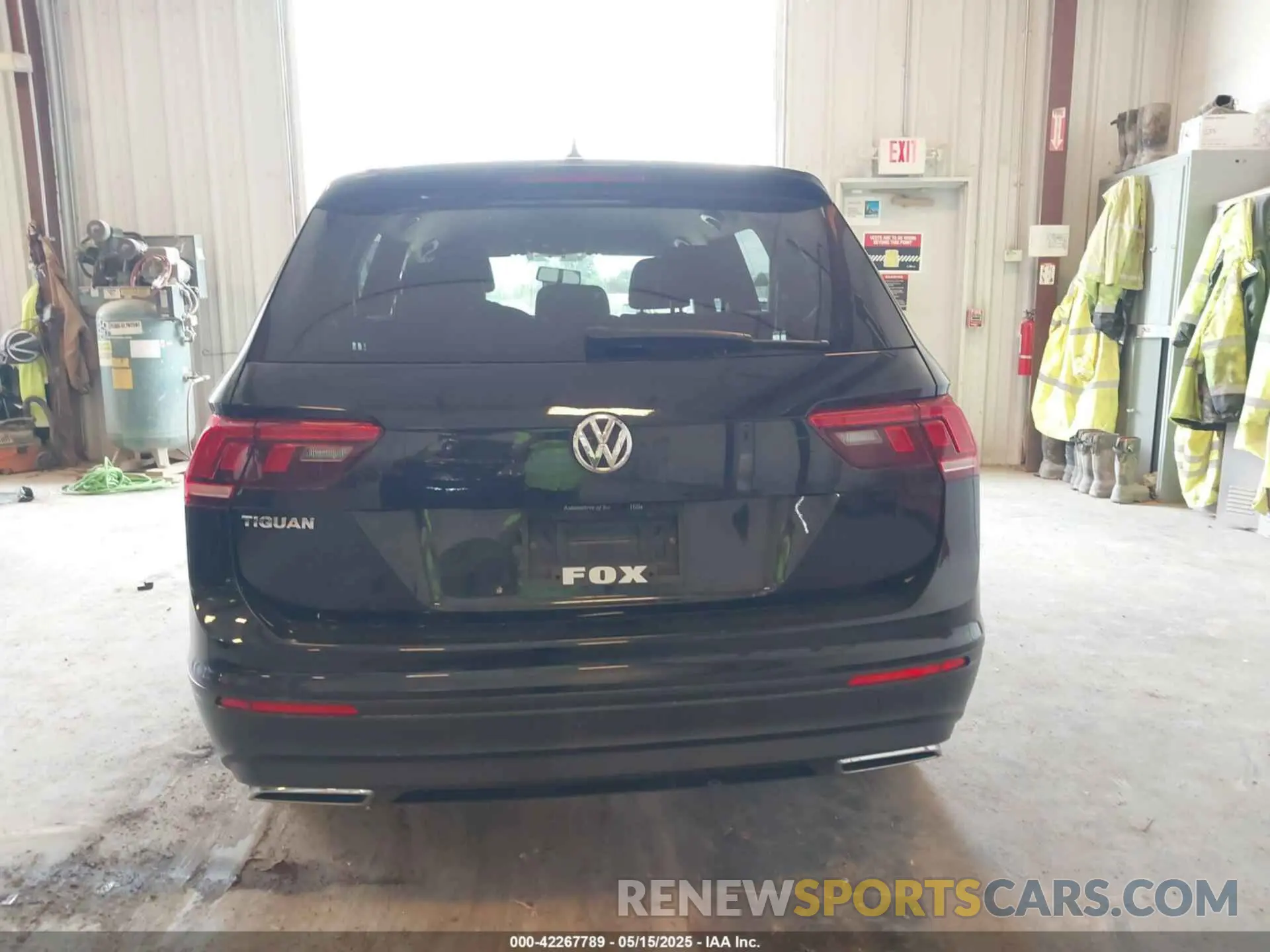16 fotografías del automóvil dañado 3VV1B7AX9LM177409 VOLKSWAGEN TIGUAN 2020
