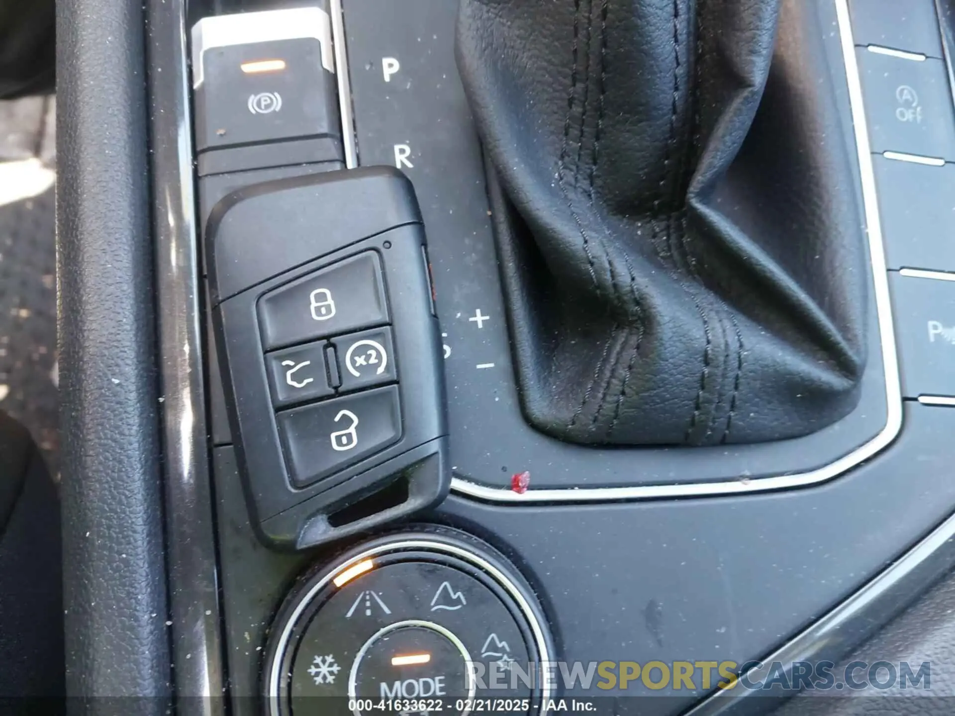 11 fotografías del automóvil dañado 3VV2B7AX0LM141970 VOLKSWAGEN TIGUAN 2020