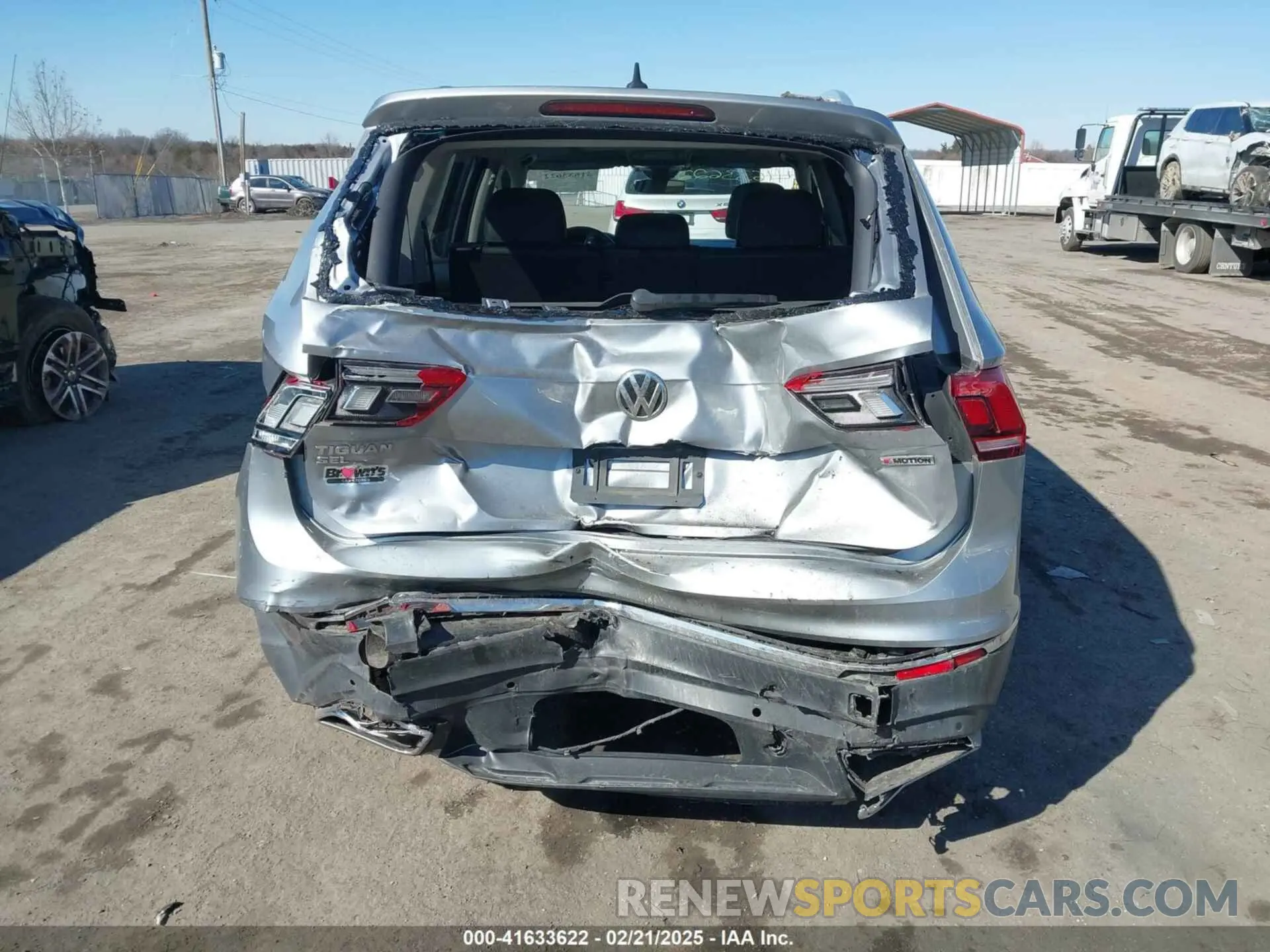 16 fotografías del automóvil dañado 3VV2B7AX0LM141970 VOLKSWAGEN TIGUAN 2020