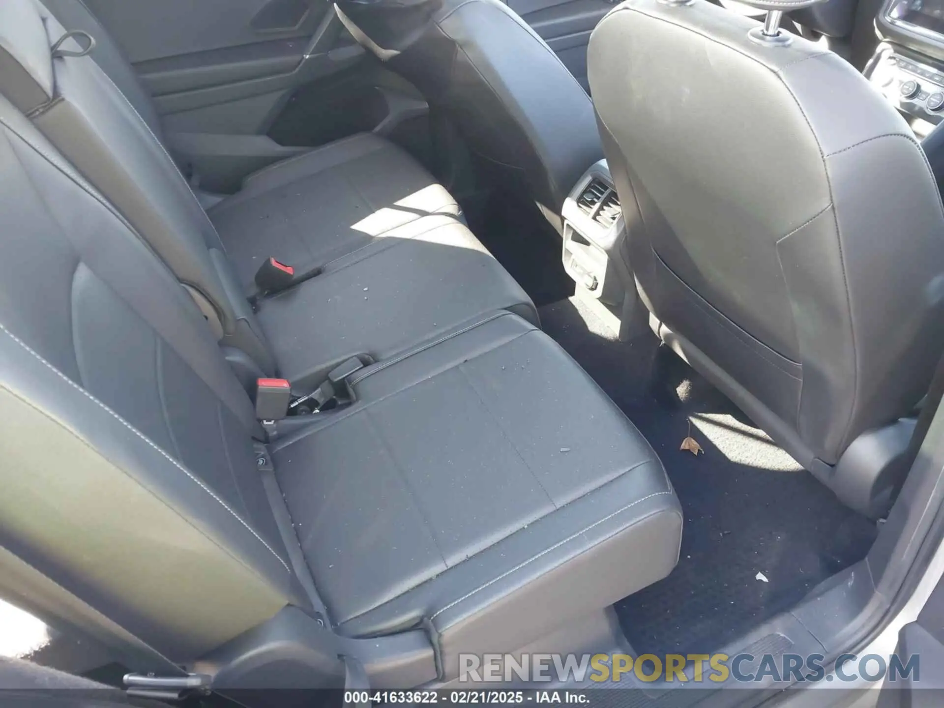 8 fotografías del automóvil dañado 3VV2B7AX0LM141970 VOLKSWAGEN TIGUAN 2020