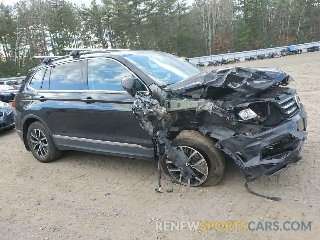 4 fotografías del automóvil dañado 3VV2B7AX1LM004861 VOLKSWAGEN TIGUAN 2020