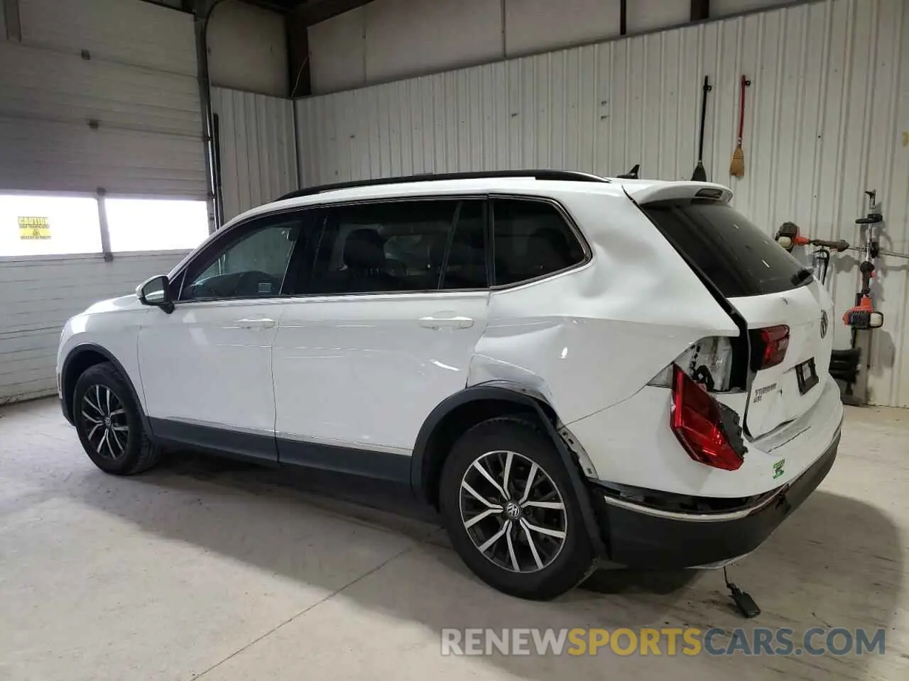 2 fotografías del automóvil dañado 3VV2B7AX1LM009008 VOLKSWAGEN TIGUAN 2020