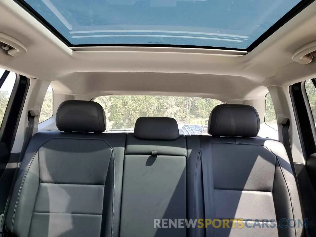 10 fotografías del automóvil dañado 3VV2B7AX1LM017917 VOLKSWAGEN TIGUAN 2020