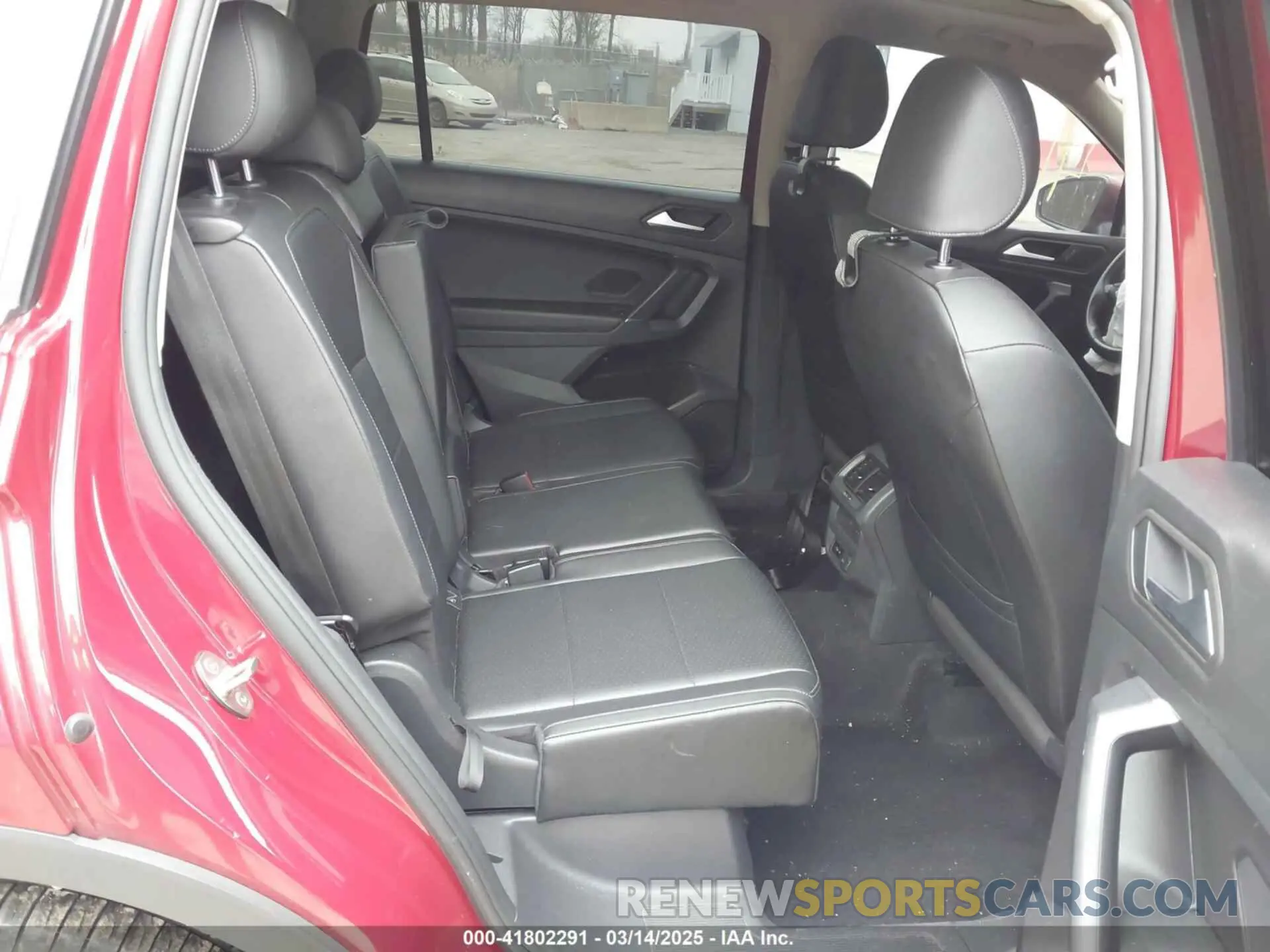 8 fotografías del automóvil dañado 3VV2B7AX2LM018722 VOLKSWAGEN TIGUAN 2020