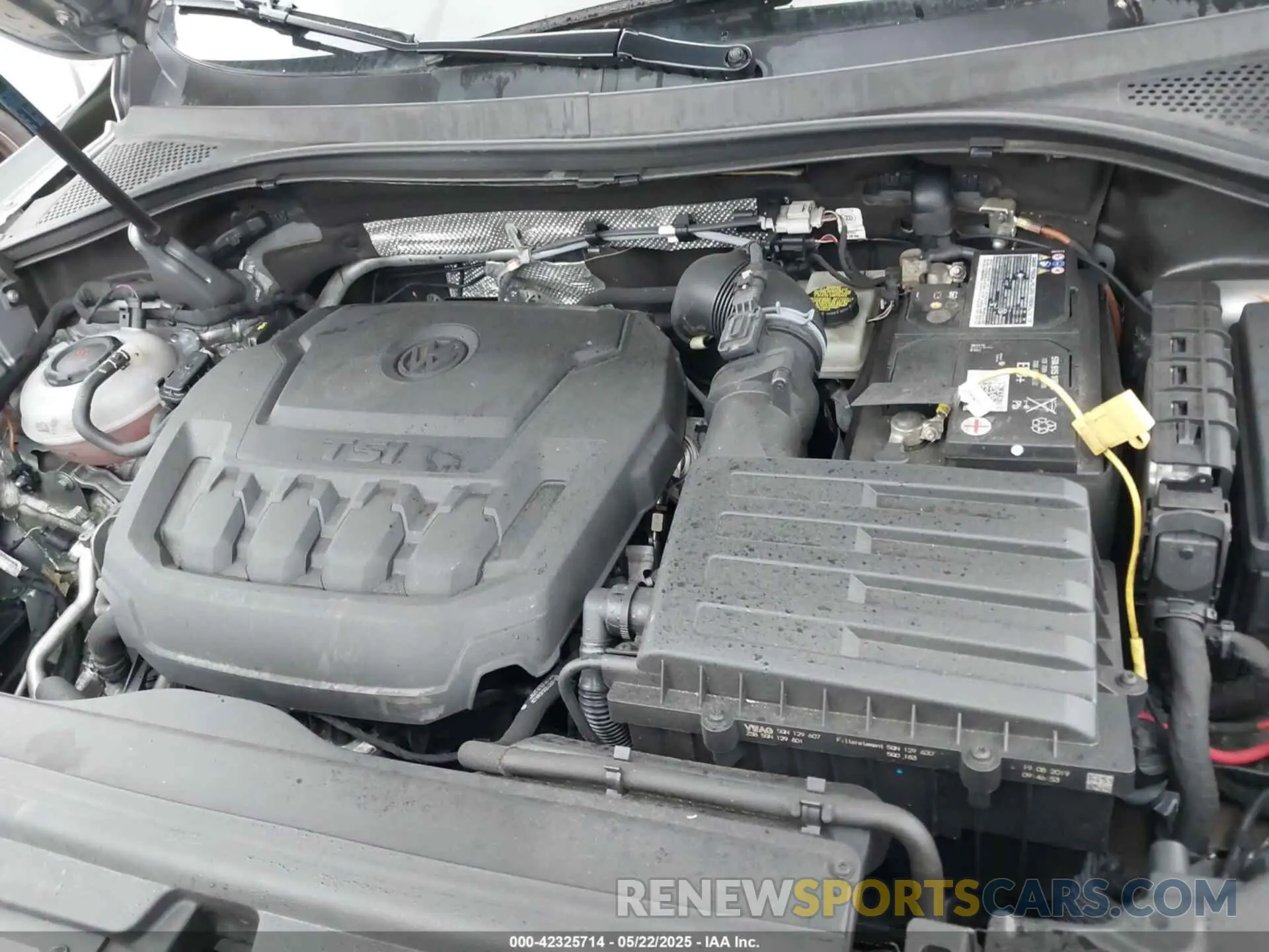 10 fotografías del automóvil dañado 3VV2B7AX2LM022477 VOLKSWAGEN TIGUAN 2020