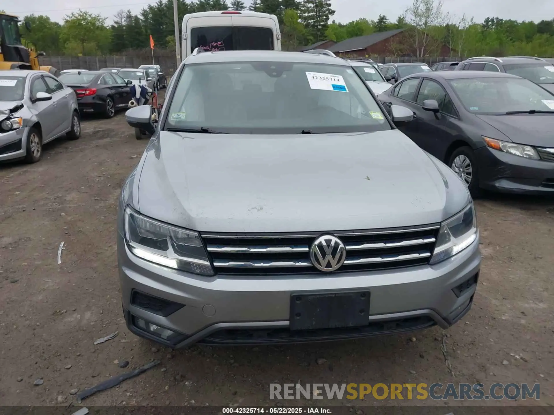 12 fotografías del automóvil dañado 3VV2B7AX2LM022477 VOLKSWAGEN TIGUAN 2020