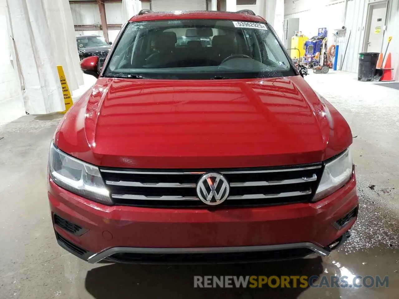5 fotografías del automóvil dañado 3VV2B7AX3LM011035 VOLKSWAGEN TIGUAN 2020
