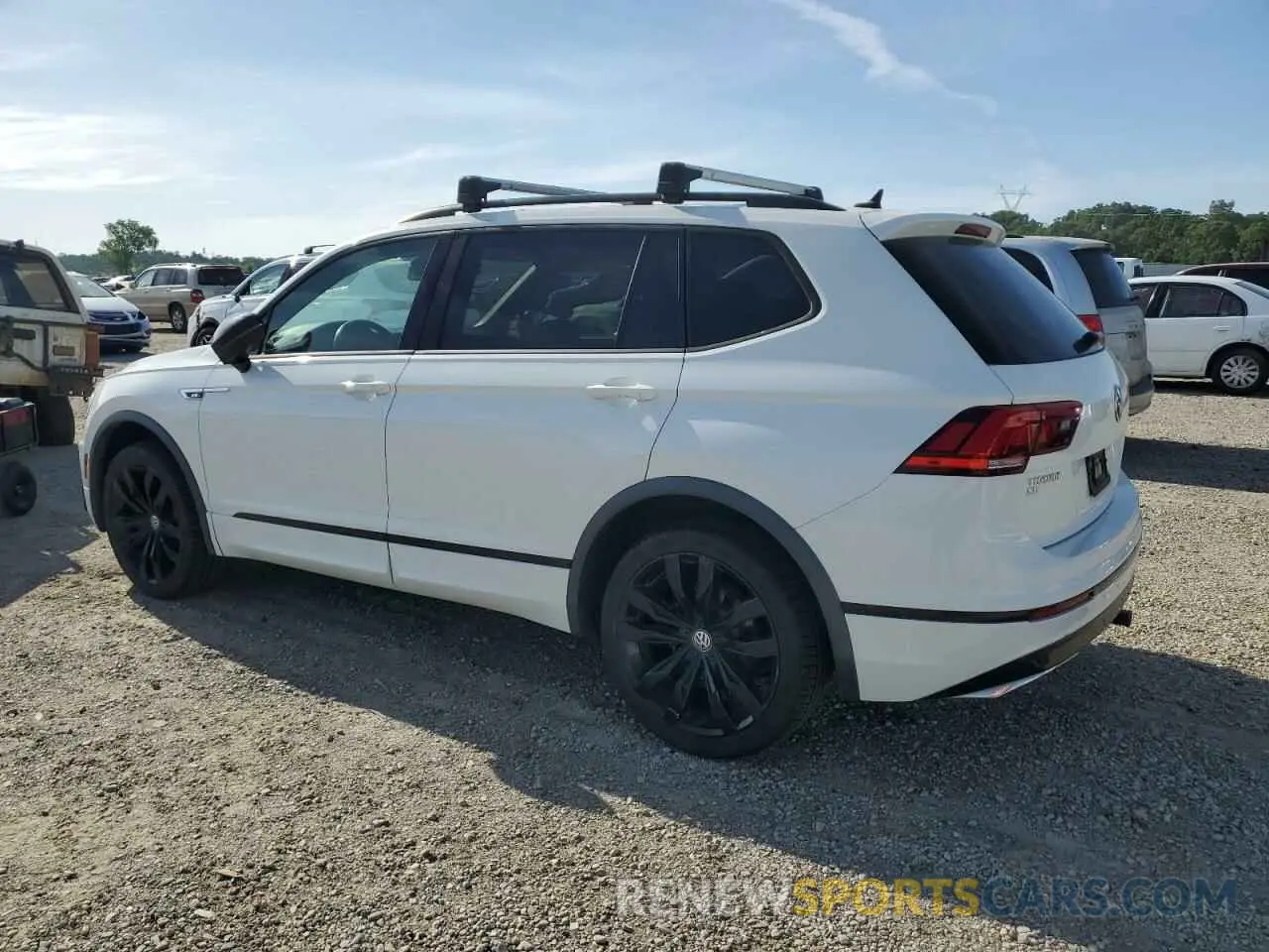 2 fotografías del automóvil dañado 3VV2B7AX3LM118621 VOLKSWAGEN TIGUAN 2020