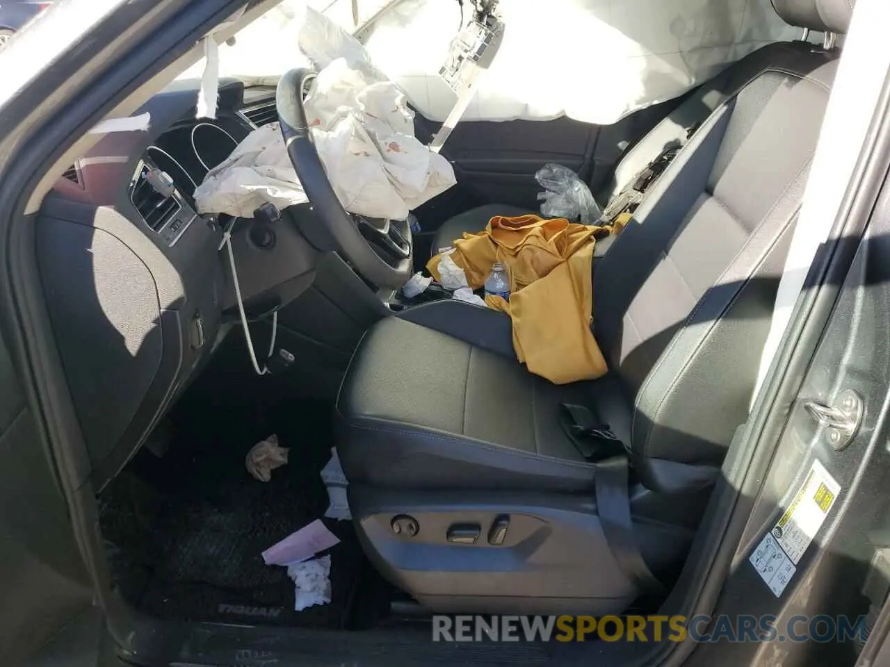 7 fotografías del automóvil dañado 3VV2B7AX4LM018348 VOLKSWAGEN TIGUAN 2020