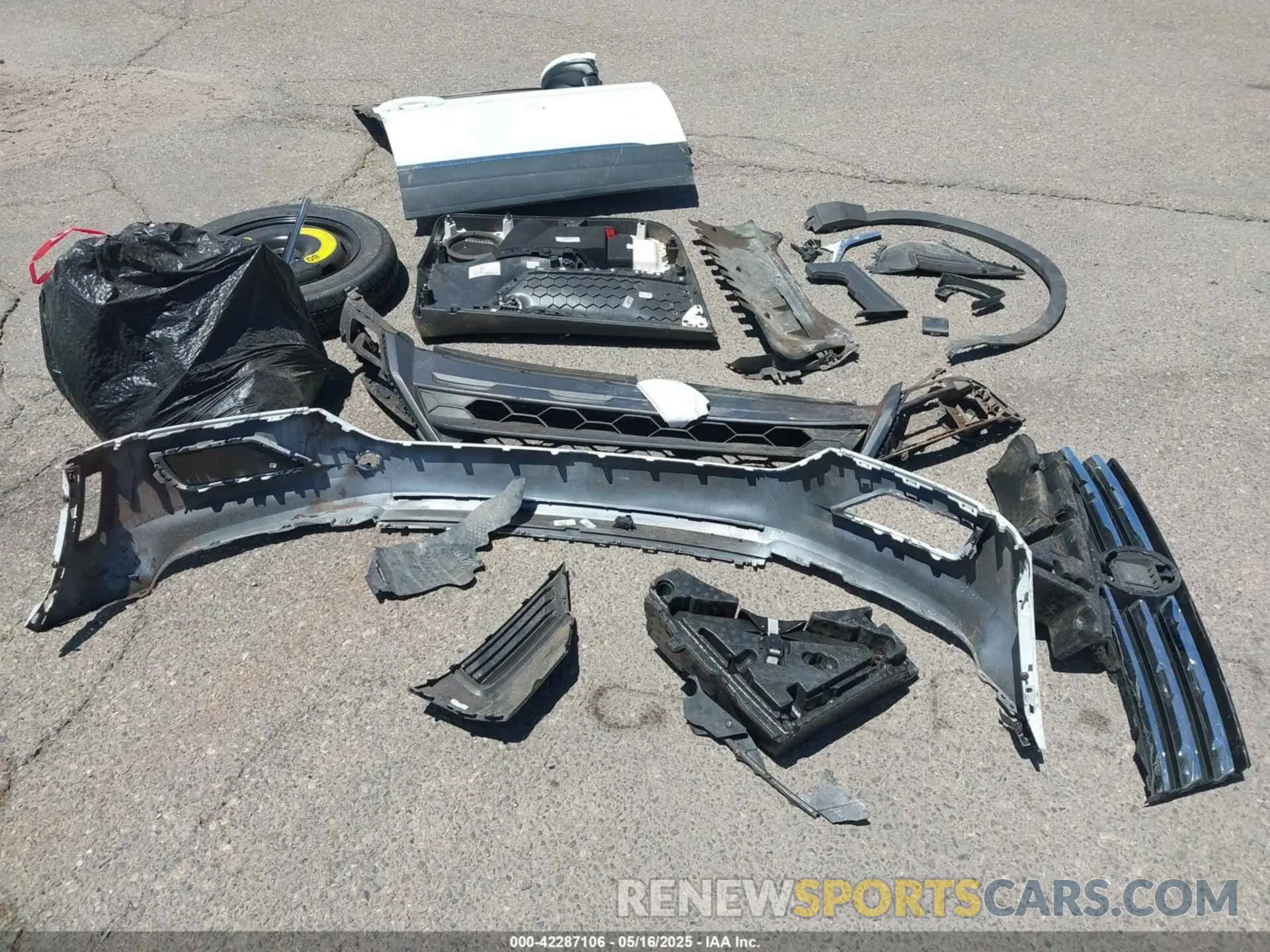 12 fotografías del automóvil dañado 3VV2B7AX6LM043638 VOLKSWAGEN TIGUAN 2020