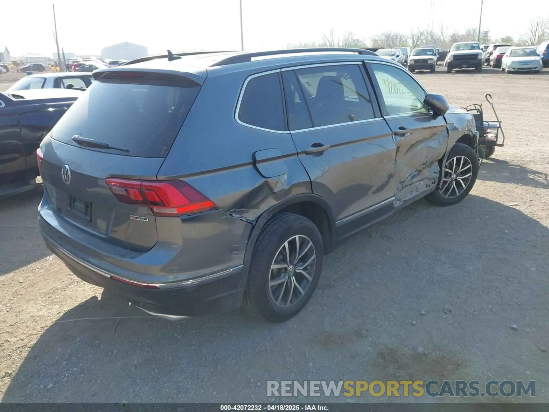 4 fotografías del automóvil dañado 3VV2B7AX6LM108682 VOLKSWAGEN TIGUAN 2020