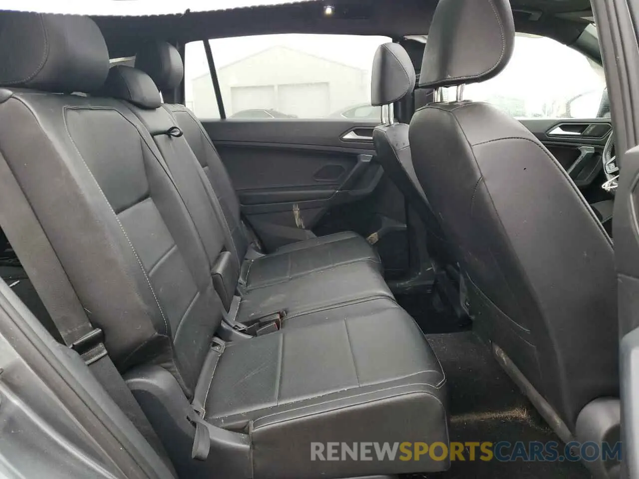11 fotografías del automóvil dañado 3VV2B7AX6LM155310 VOLKSWAGEN TIGUAN 2020