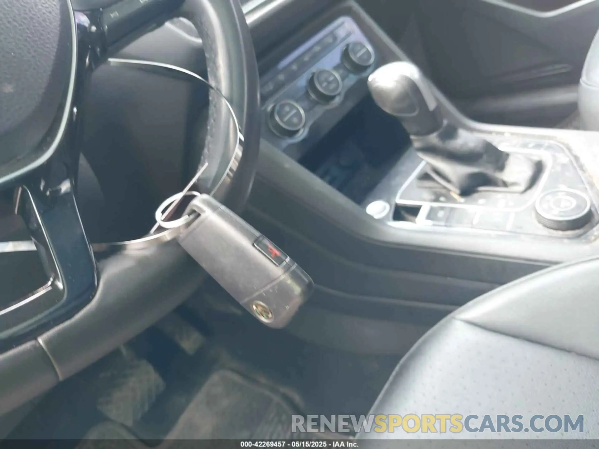 11 fotografías del automóvil dañado 3VV2B7AX7LM113597 VOLKSWAGEN TIGUAN 2020