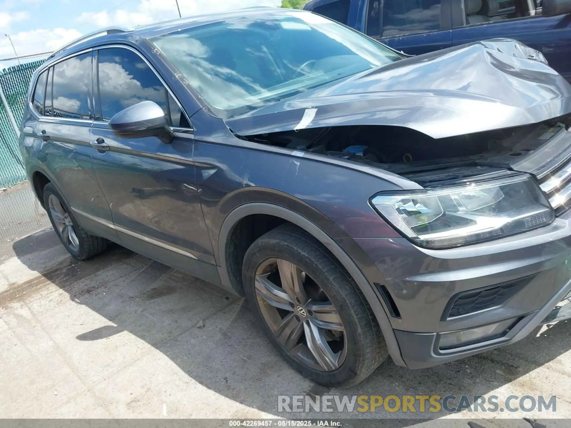 13 fotografías del automóvil dañado 3VV2B7AX7LM113597 VOLKSWAGEN TIGUAN 2020