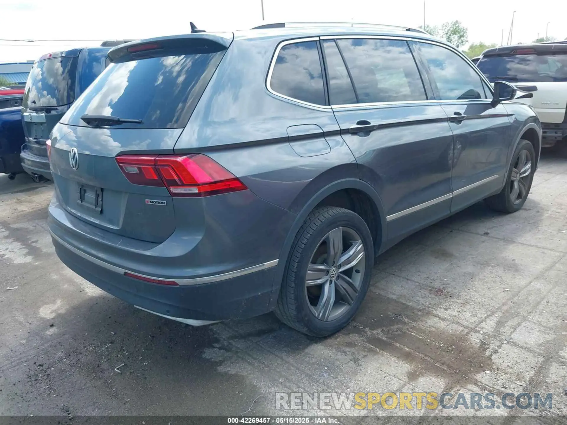 4 fotografías del automóvil dañado 3VV2B7AX7LM113597 VOLKSWAGEN TIGUAN 2020