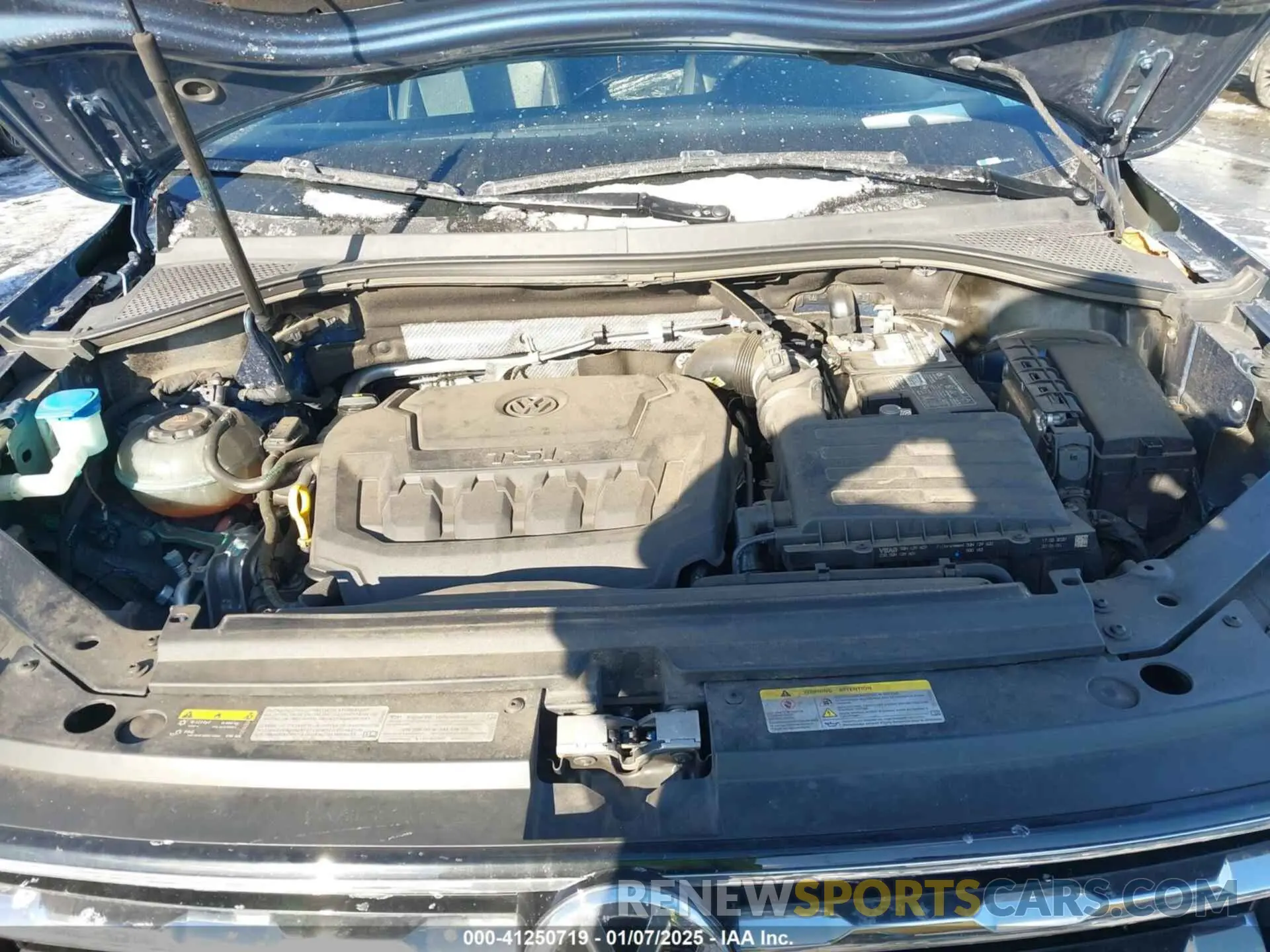 10 fotografías del automóvil dañado 3VV2B7AX7LM142016 VOLKSWAGEN TIGUAN 2020