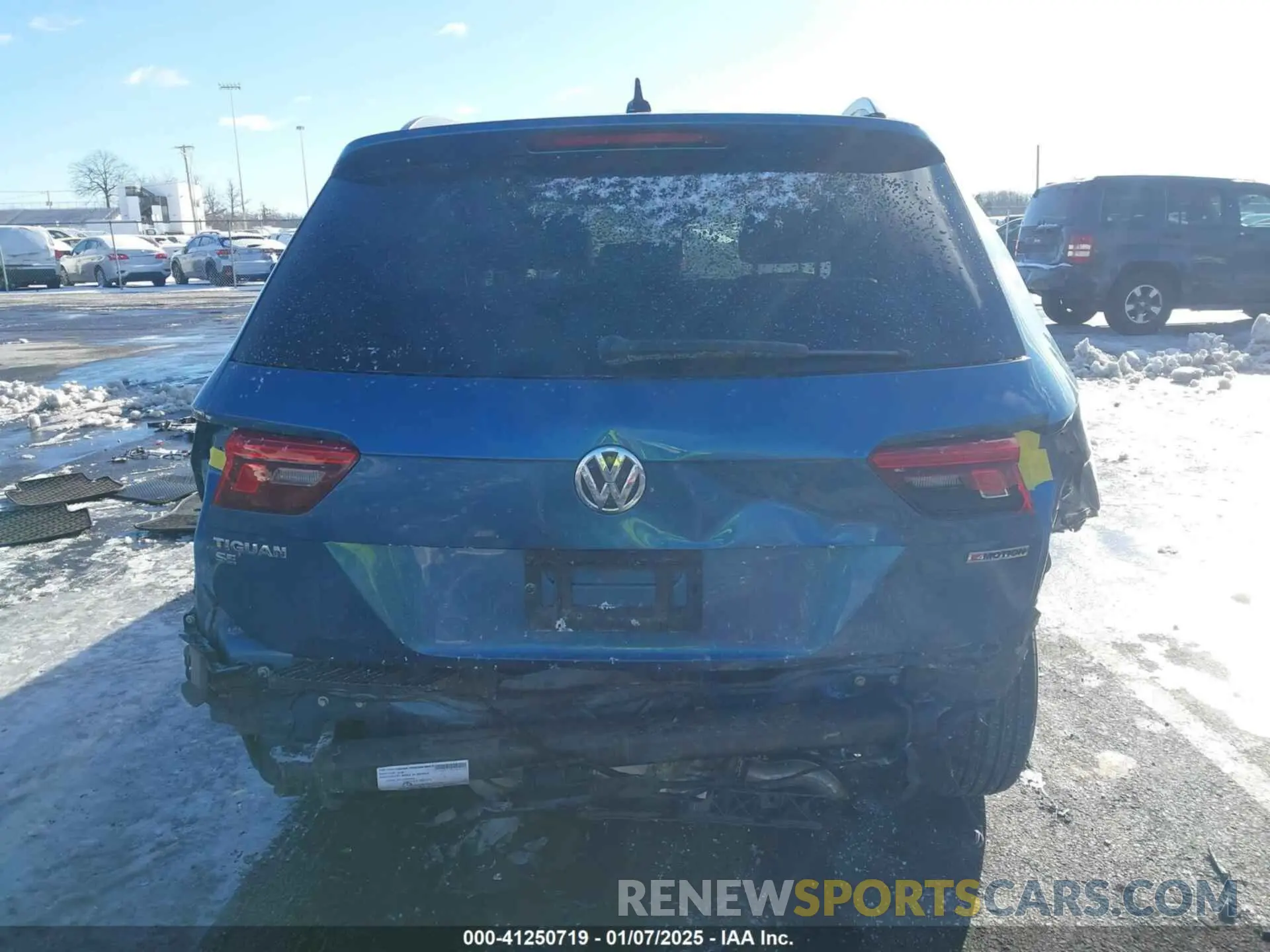 16 fotografías del automóvil dañado 3VV2B7AX7LM142016 VOLKSWAGEN TIGUAN 2020