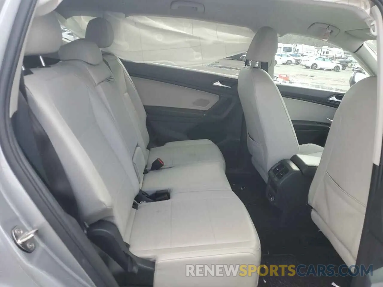 11 fotografías del automóvil dañado 3VV2B7AX7LM145269 VOLKSWAGEN TIGUAN 2020