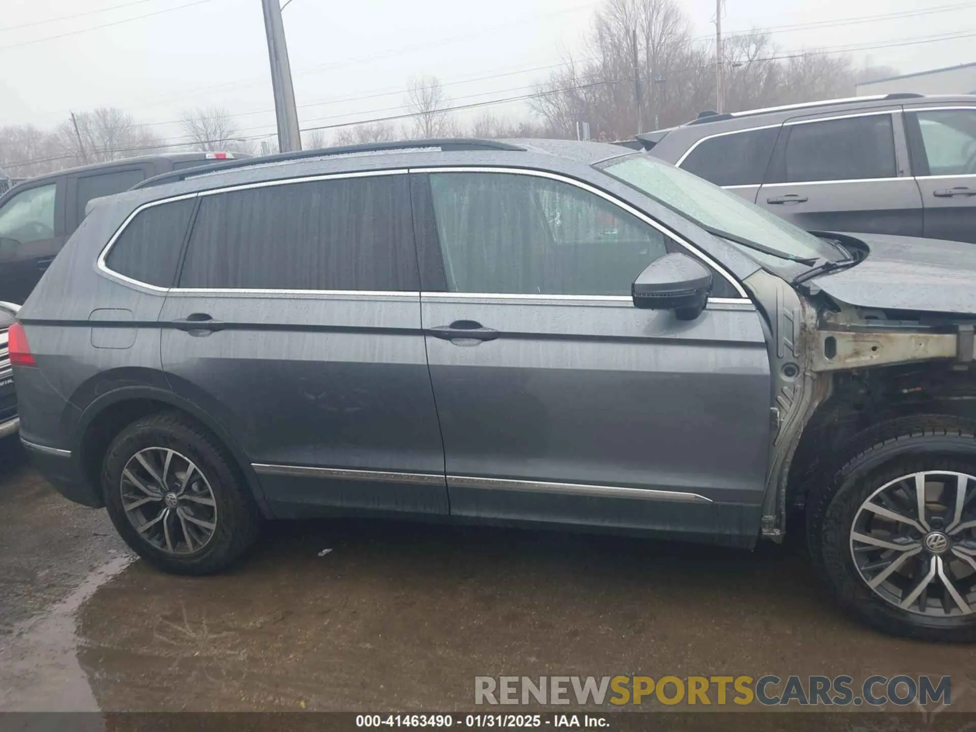 13 fotografías del automóvil dañado 3VV2B7AX7LM158118 VOLKSWAGEN TIGUAN 2020