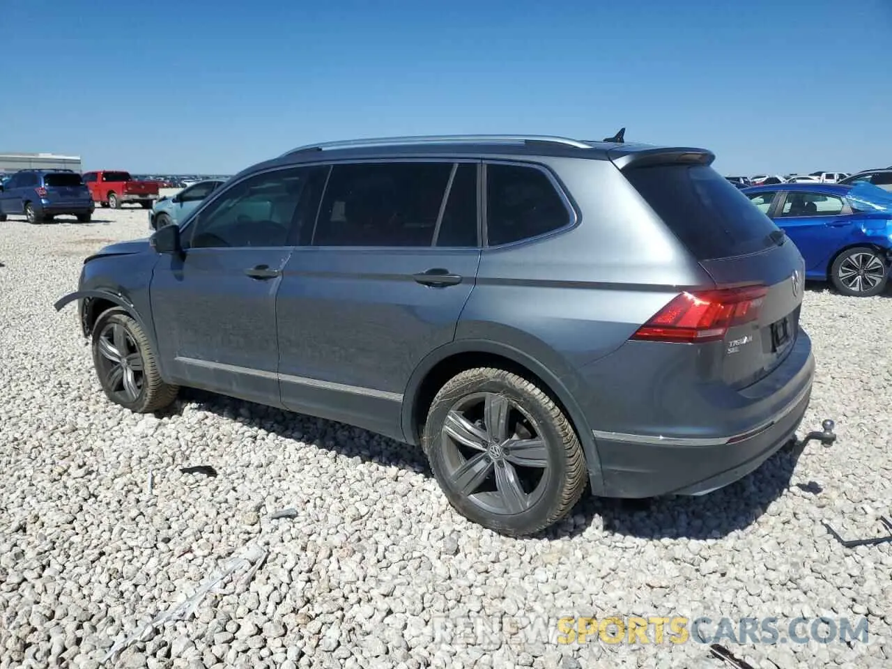 2 fotografías del automóvil dañado 3VV2B7AX7LM168535 VOLKSWAGEN TIGUAN 2020