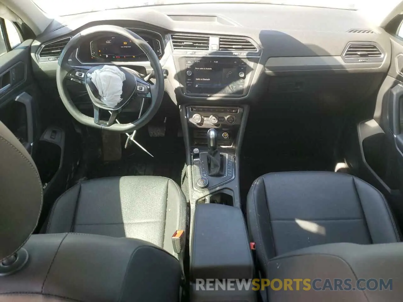 8 fotografías del automóvil dañado 3VV2B7AX7LM168535 VOLKSWAGEN TIGUAN 2020