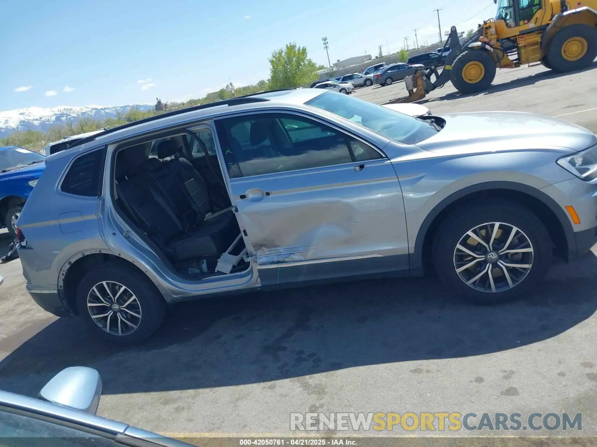 14 fotografías del automóvil dañado 3VV2B7AX8LM020992 VOLKSWAGEN TIGUAN 2020