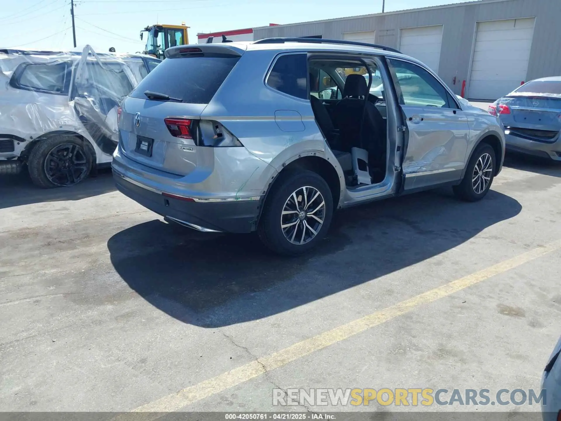 4 fotografías del automóvil dañado 3VV2B7AX8LM020992 VOLKSWAGEN TIGUAN 2020