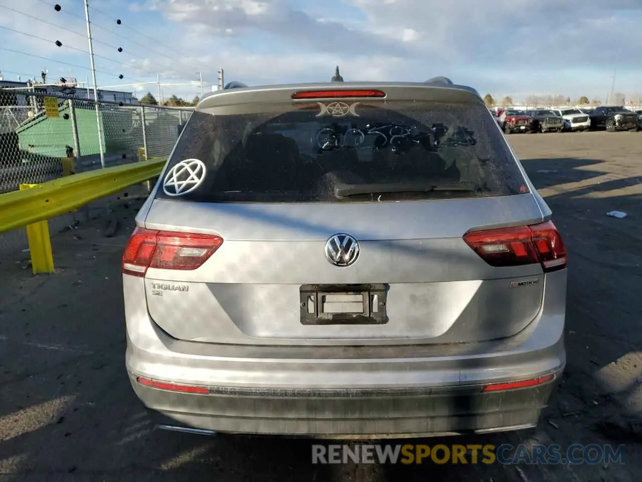 6 fotografías del automóvil dañado 3VV2B7AX8LM080755 VOLKSWAGEN TIGUAN 2020