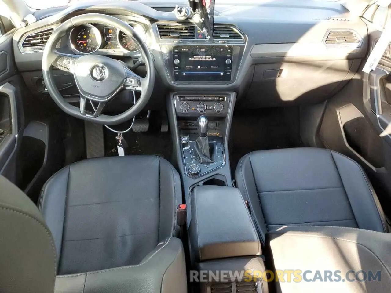8 fotografías del automóvil dañado 3VV2B7AX8LM080755 VOLKSWAGEN TIGUAN 2020