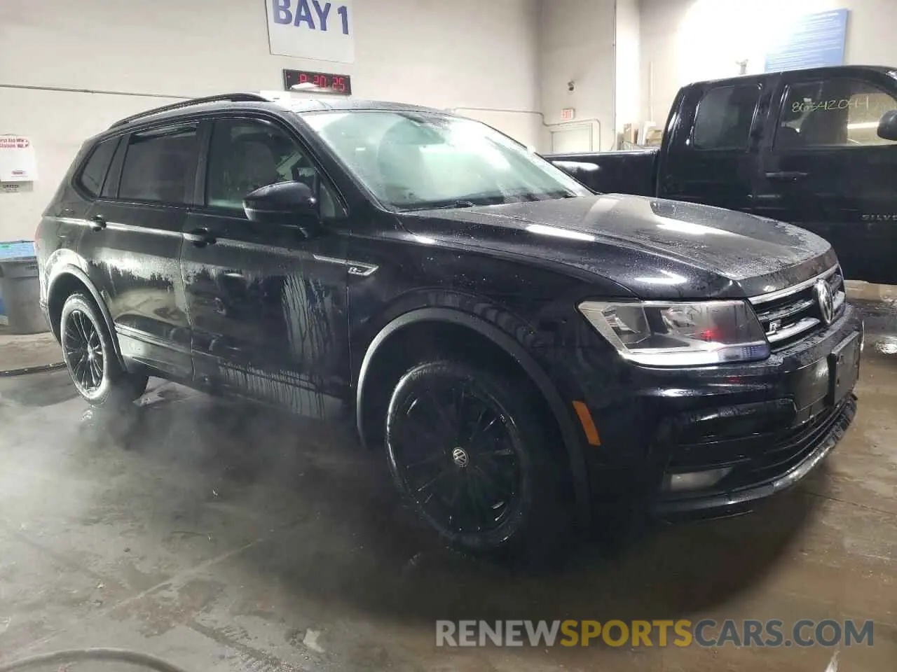 4 fotografías del automóvil dañado 3VV2B7AX8LM108540 VOLKSWAGEN TIGUAN 2020