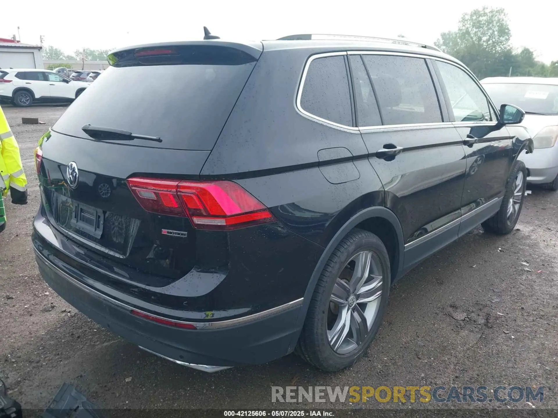 4 fotografías del automóvil dañado 3VV2B7AX8LM177213 VOLKSWAGEN TIGUAN 2020