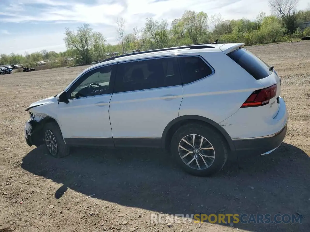 2 fotografías del automóvil dañado 3VV2B7AX8LM178541 VOLKSWAGEN TIGUAN 2020