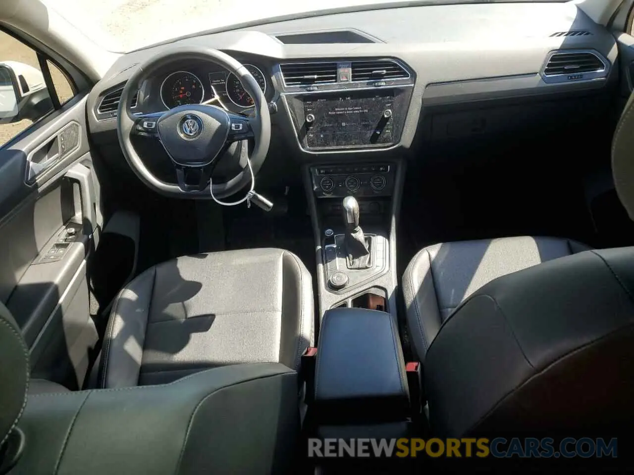 8 fotografías del automóvil dañado 3VV2B7AX8LM178541 VOLKSWAGEN TIGUAN 2020