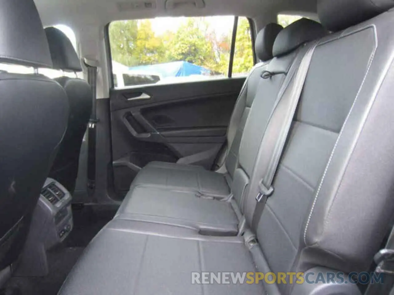 6 fotografías del automóvil dañado 3VV2B7AX9LM020855 VOLKSWAGEN TIGUAN 2020
