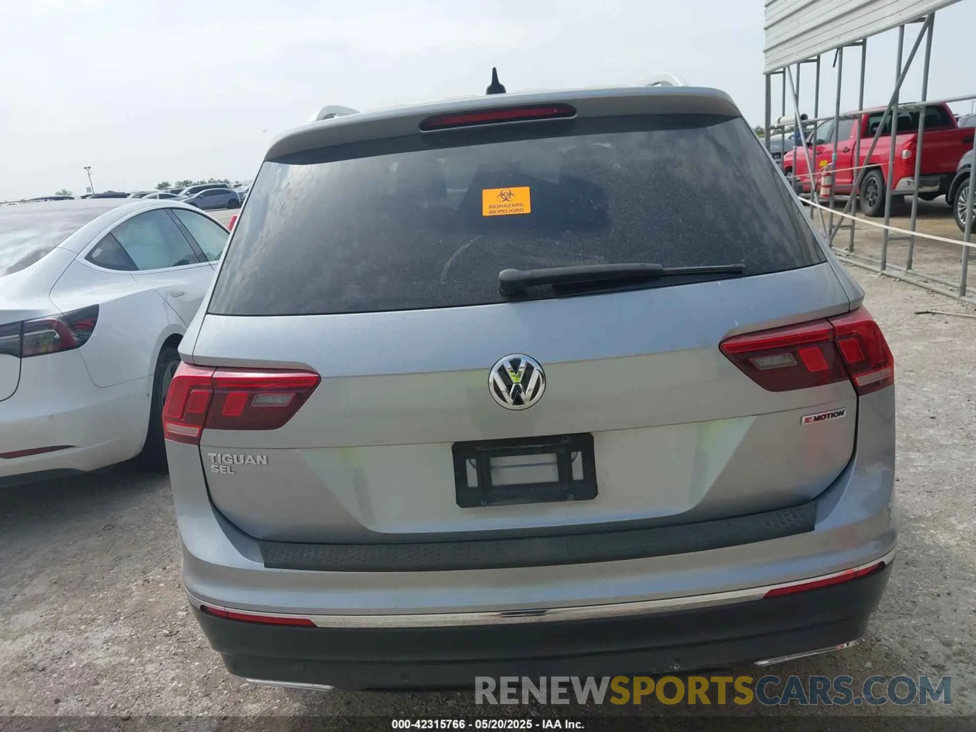 15 fotografías del automóvil dañado 3VV2B7AX9LM022086 VOLKSWAGEN TIGUAN 2020