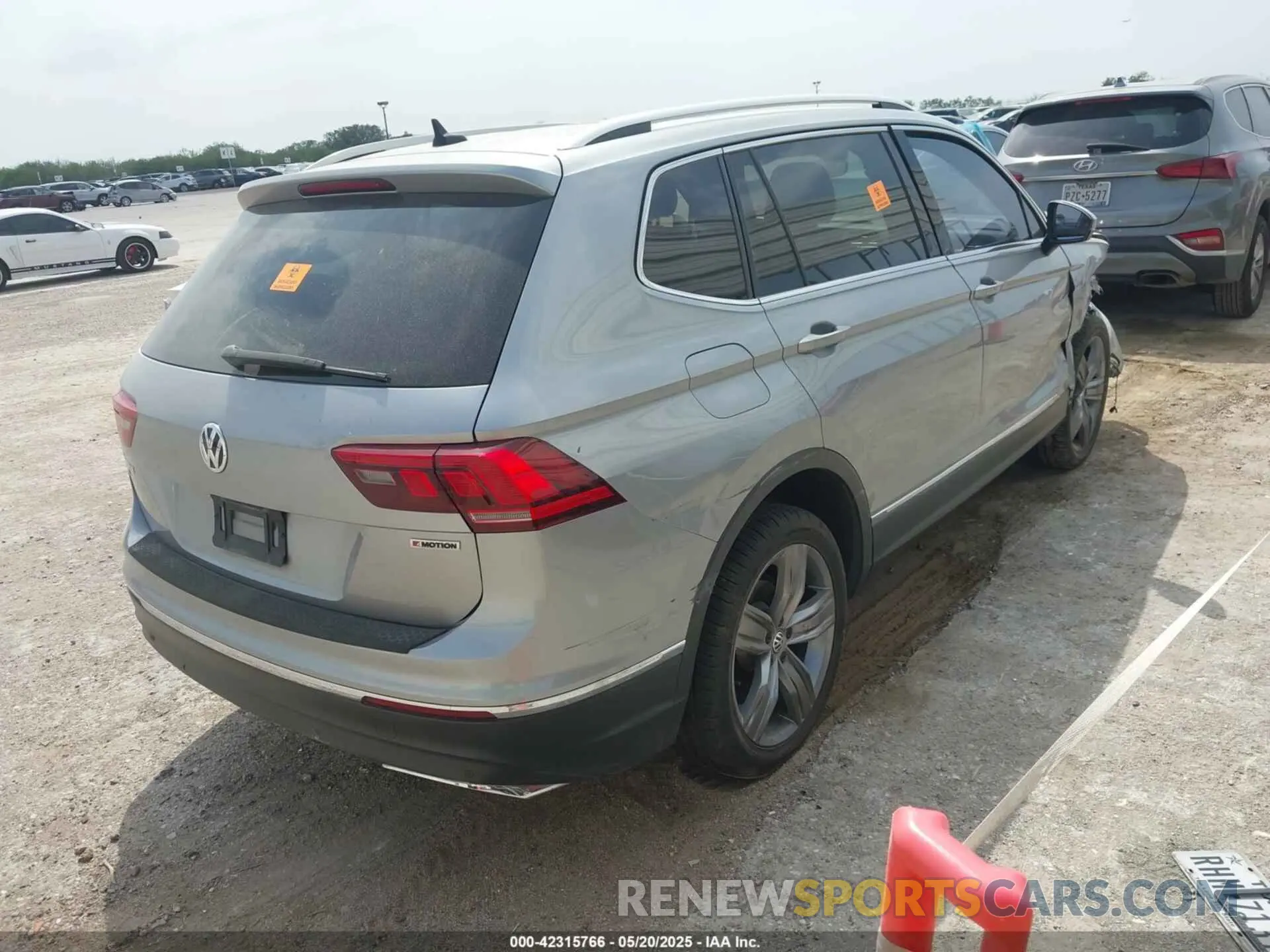 4 fotografías del automóvil dañado 3VV2B7AX9LM022086 VOLKSWAGEN TIGUAN 2020